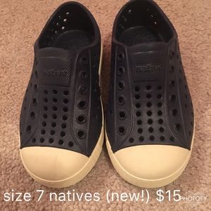 Size 7, new natives!